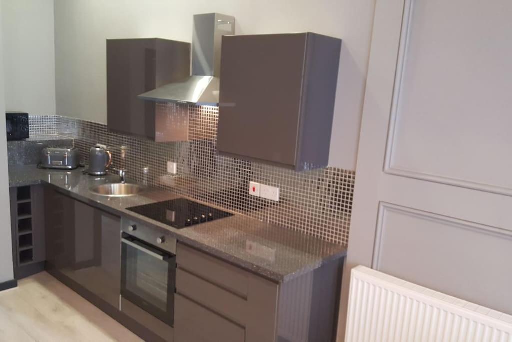 The V.I.P Suite - Sleeps 24! Best For Large Groups Liverpool Exteriér fotografie