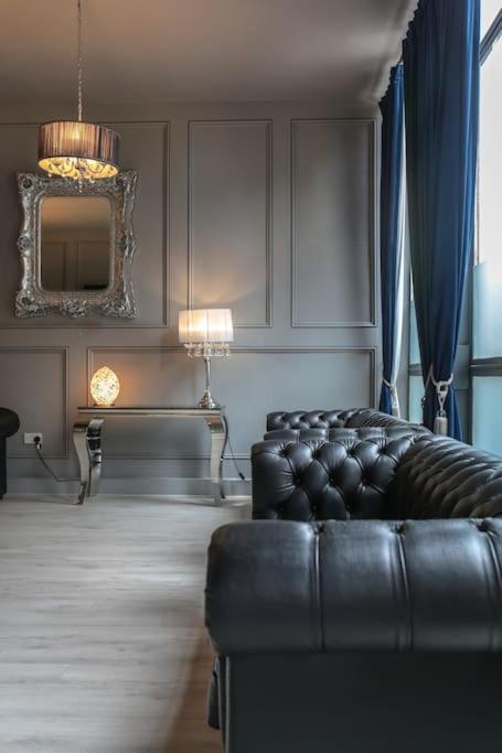 The V.I.P Suite - Sleeps 24! Best For Large Groups Liverpool Exteriér fotografie